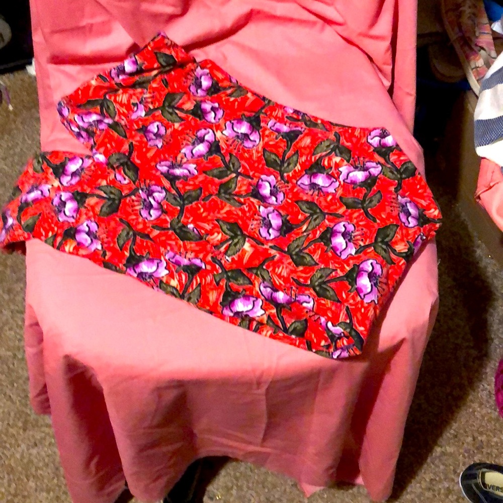 Multi colored leggings